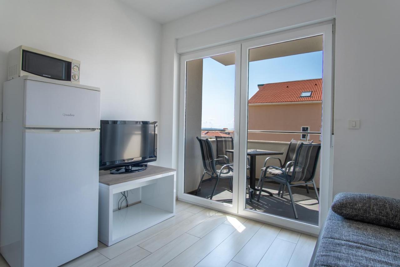 Novalja West Residence Екстер'єр фото