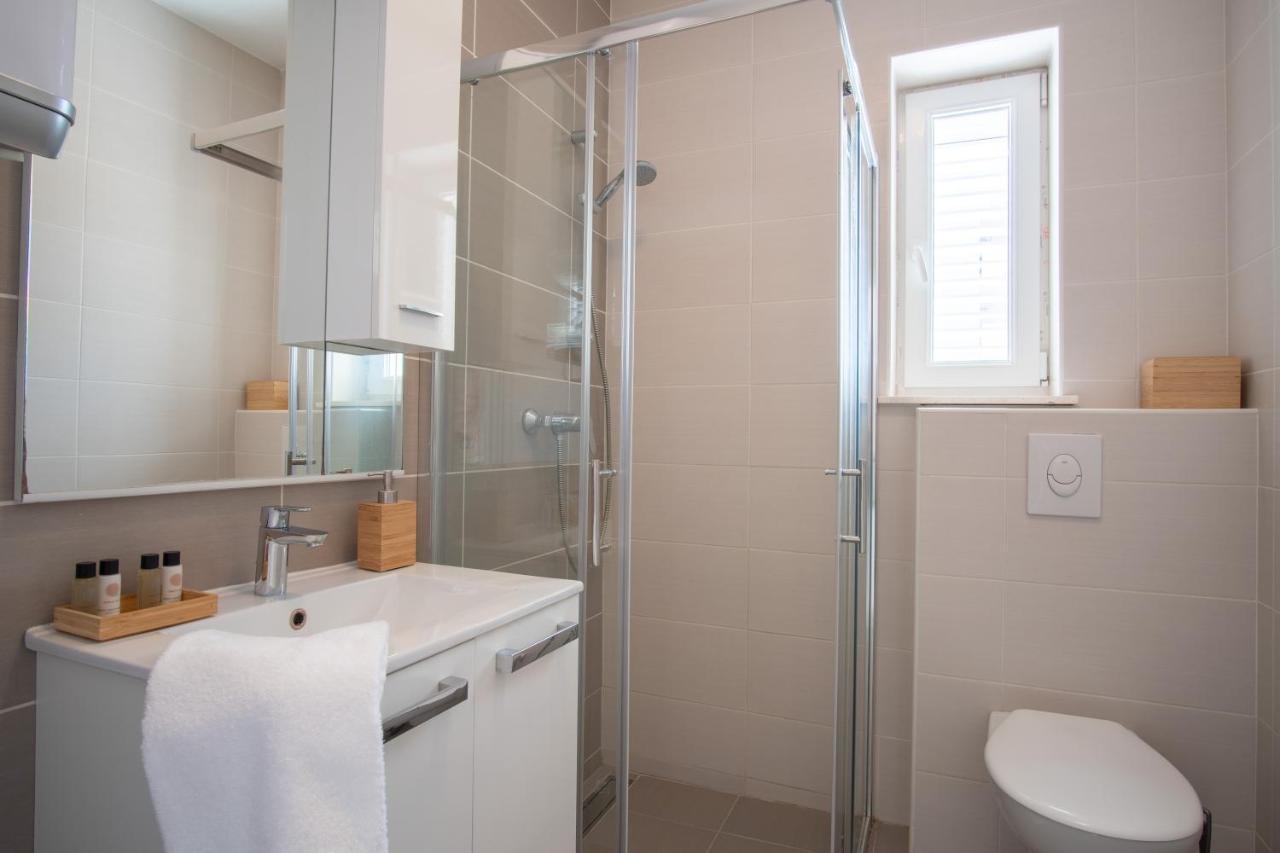 Novalja West Residence Екстер'єр фото