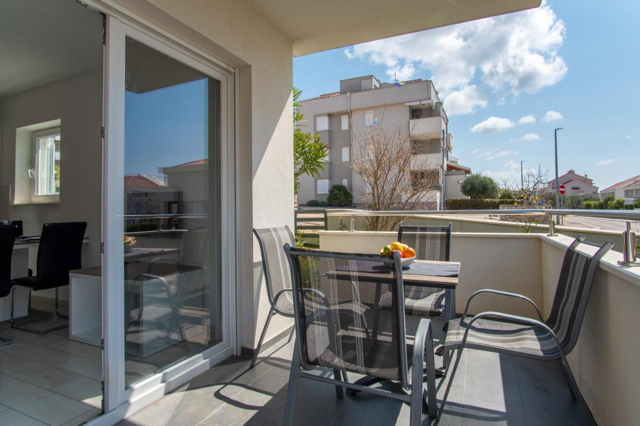 Novalja West Residence Екстер'єр фото