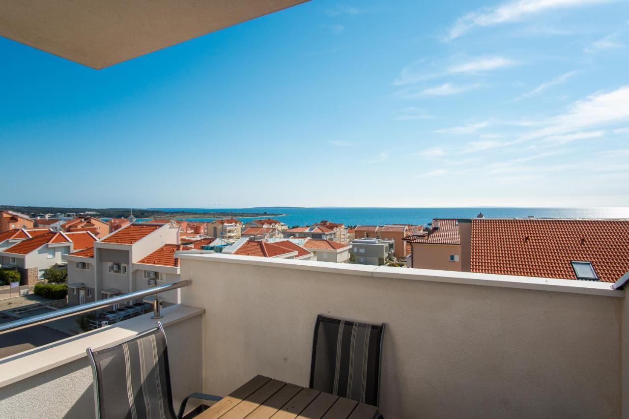 Novalja West Residence Екстер'єр фото