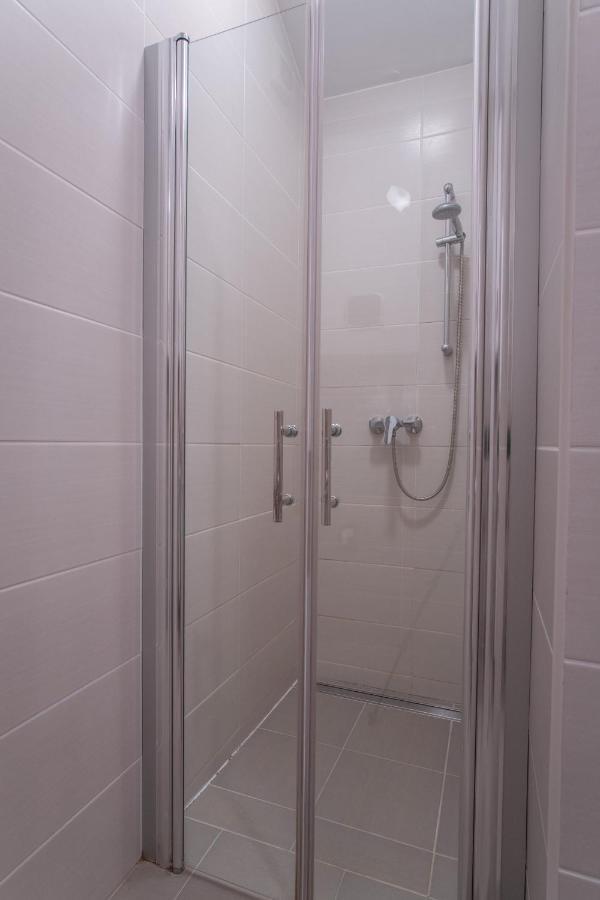 Novalja West Residence Екстер'єр фото